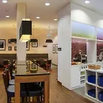 ハンプトン バイ ヒルトン シティセンター ホテル 3*