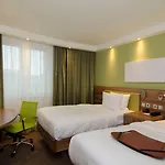 Hampton By Hilton Center