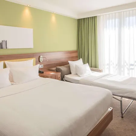 Hampton By Hilton Center 3*