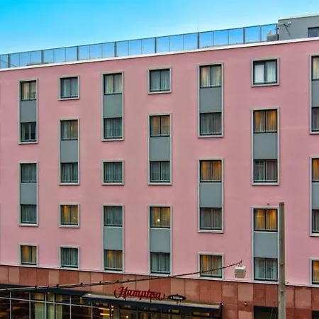 Hampton By Hilton Center 3*