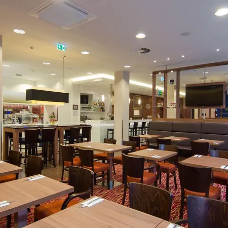 Hampton By Hilton Center נירנברג