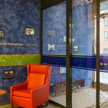 Hampton By Hilton Center 3*