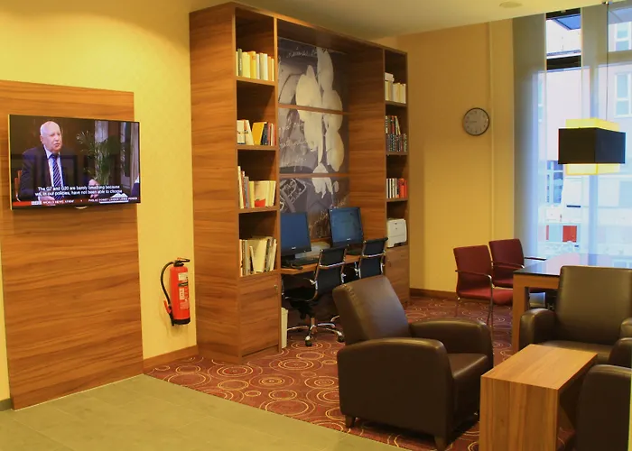 Hampton By Hilton Center 3*