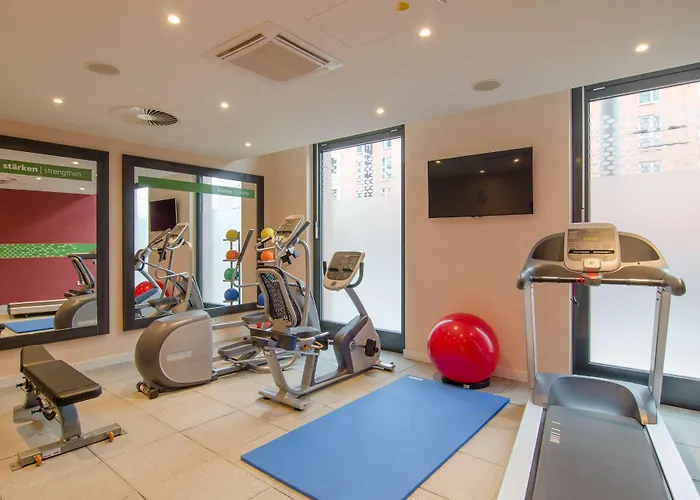 Hampton By Hilton Center Hotel 3*